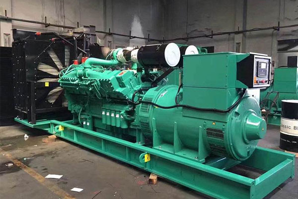 池州温度对电压测量结果的具体影响程度是多少？