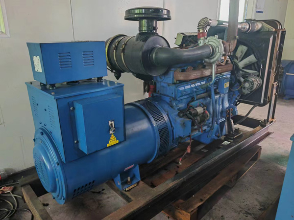 池州100kW柴油发电机组使用多级机油有哪些优缺点？
